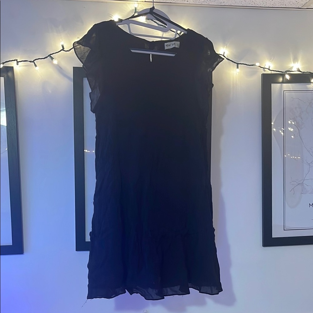 Black Mini A-line Cocktail Dress with Flutter Sleeves